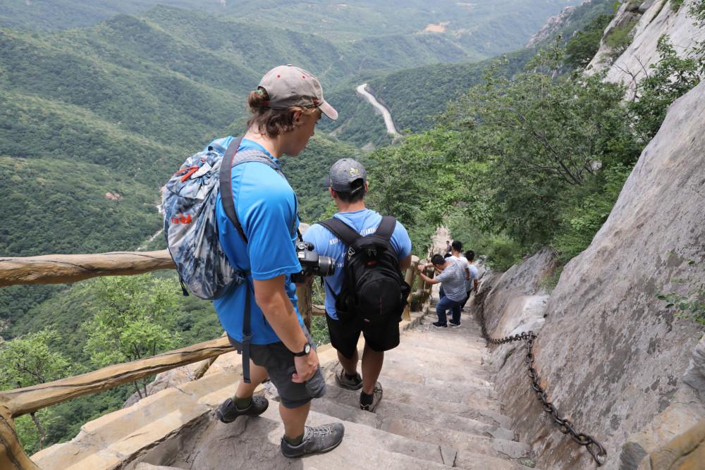 Dexter Kopas'18 and Hanlin Zhang'20 descend Mt. Song in Henan Province.